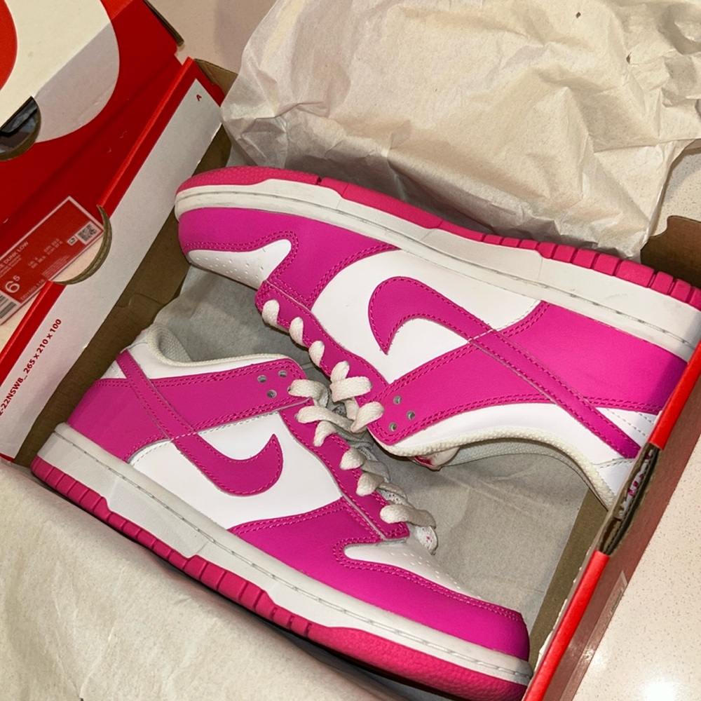 Women’s Nike Dunk Low Fuchsia